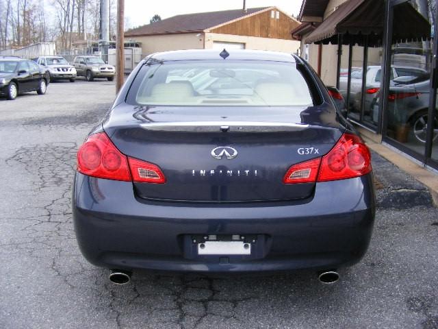 2009 Infiniti G37x Base