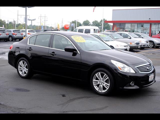 2010 Infiniti G37x SW2