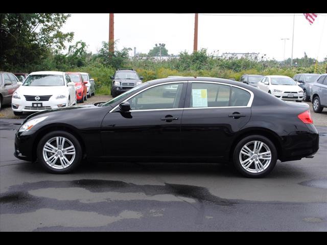 2010 Infiniti G37x SW2