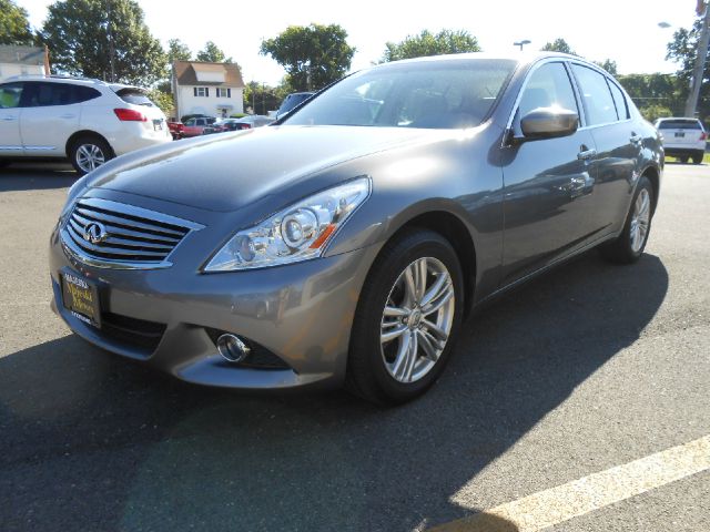 2012 Infiniti G37x CREW CAB RTL W/leather