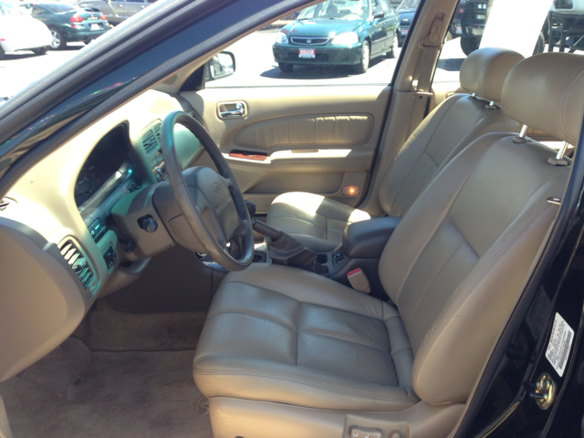 1997 Infiniti I30 Base