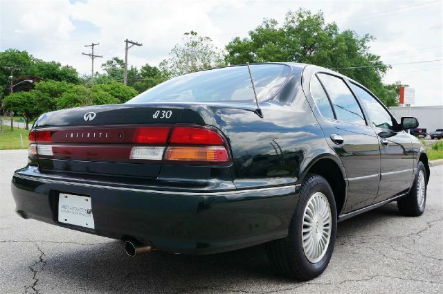 1997 Infiniti I30 XLT ~ Extended Cab