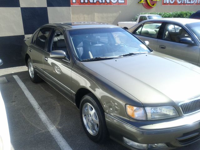 1998 Infiniti I30 All-wheel Drive SLT1