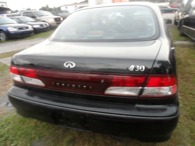 1999 Infiniti I30 SLT 25