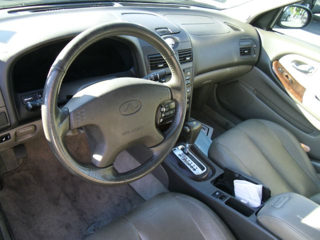 2000 Infiniti I30 Unknown