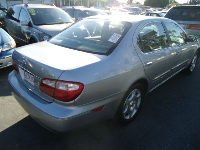 2000 Infiniti I30 Unknown