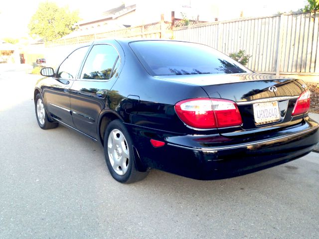 2000 Infiniti I30 3.5