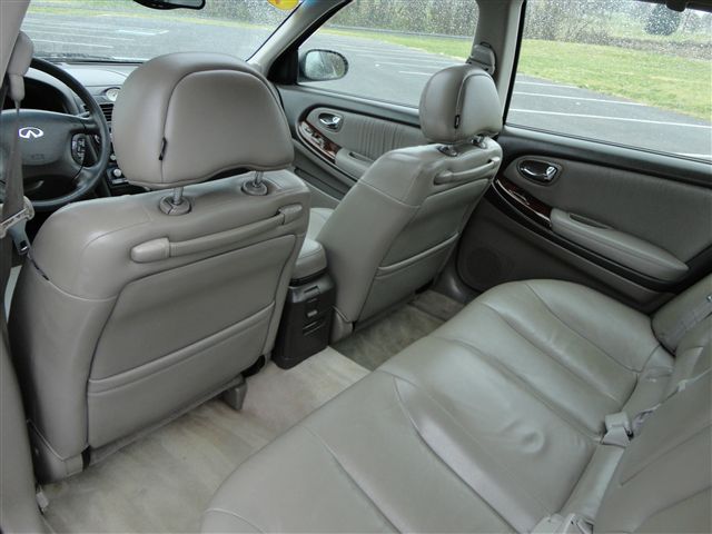 2001 Infiniti I30 3.5