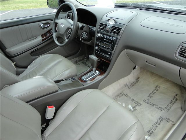 2001 Infiniti I30 3.5