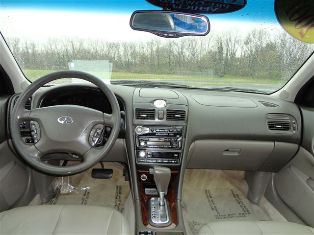 2001 Infiniti I30 3.5