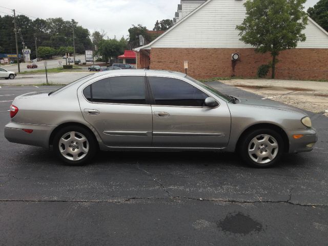 2001 Infiniti I30 Coupe