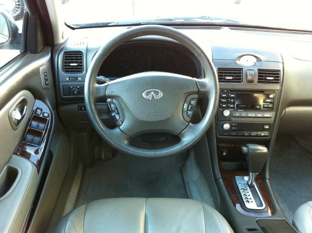 2001 Infiniti I30 3.5