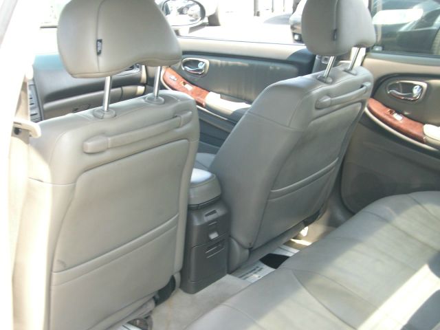 2001 Infiniti I30 Unknown