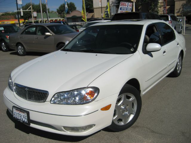 2001 Infiniti I30 Coupe