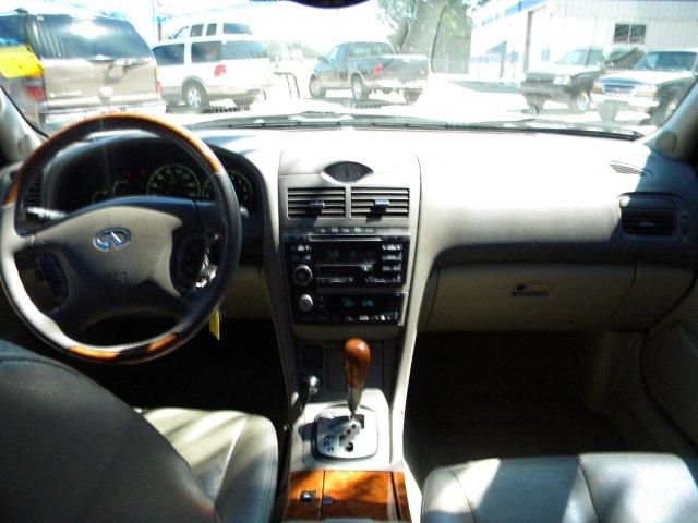 2002 Infiniti I35 Unknown