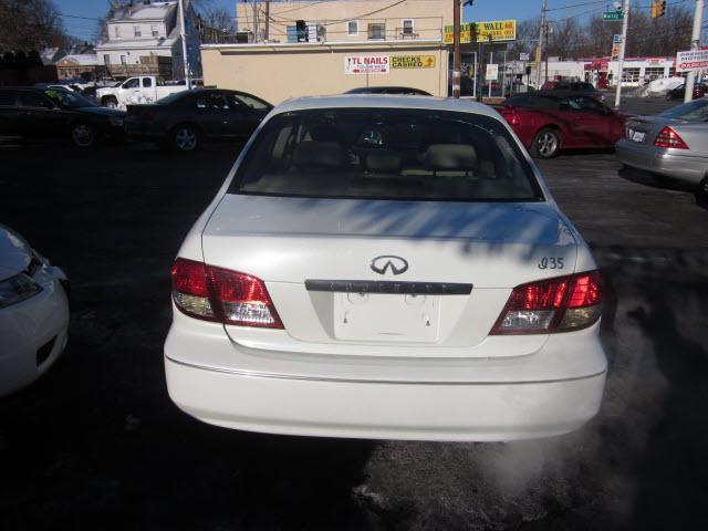 2003 Infiniti I35 Unknown