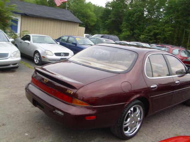 1996 Infiniti J30 All-wheel Drive SLT1