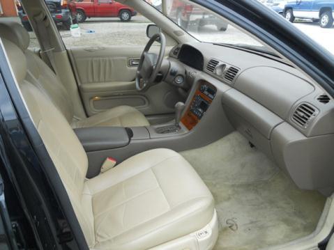 1996 Infiniti J30 Base