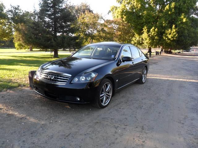 2006 Infiniti M35 Limited Sport Utility 4D