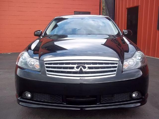 2007 Infiniti M35 Series 4.