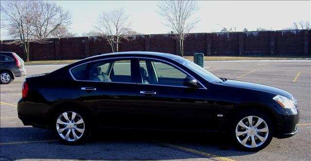 2006 Infiniti M35x EX - DUAL Power Doors