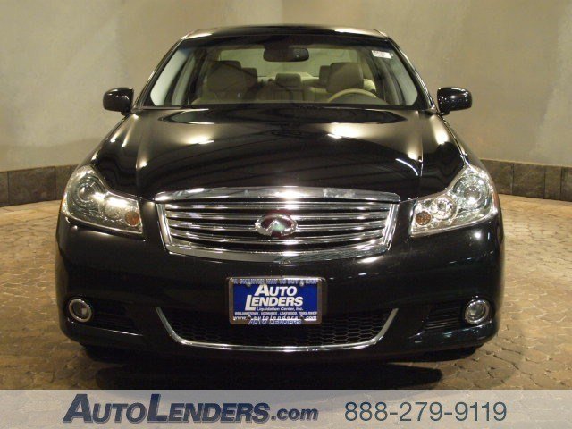 2010 Infiniti M35x Base