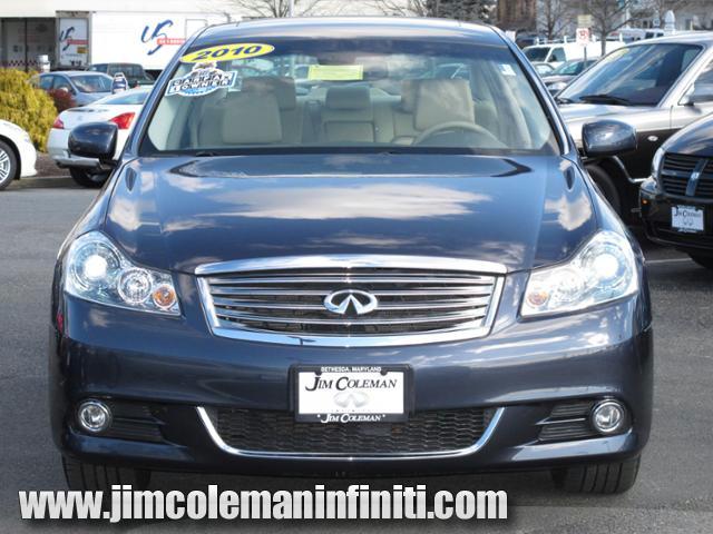 2010 Infiniti M35x Base