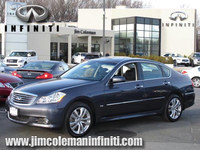 2010 Infiniti M35x Base