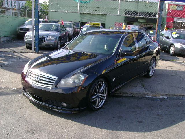 2006 Infiniti M45 Cross Tour EX-L SUV