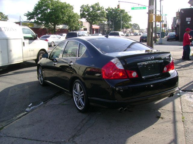 2006 Infiniti M45 Cross Tour EX-L SUV