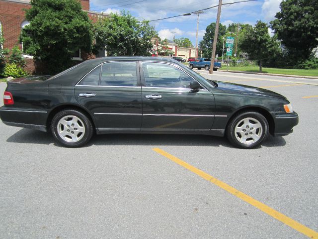 1998 Infiniti Q45 All-wheel Drive SLT1