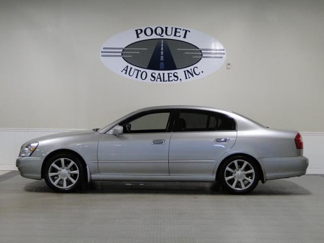 2002 Infiniti Q45 Base