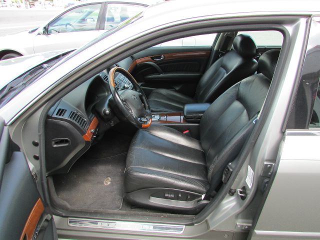 2002 Infiniti Q45 Base