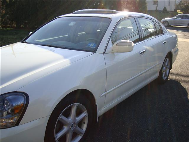 2003 Infiniti Q45 Premium