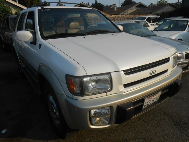 1998 Infiniti QX4 Unknown