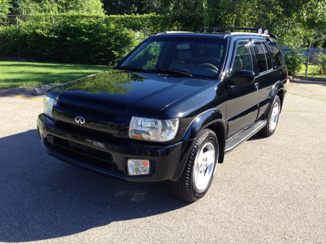 2001 Infiniti QX4 Ram 3500 Diesel 2-WD