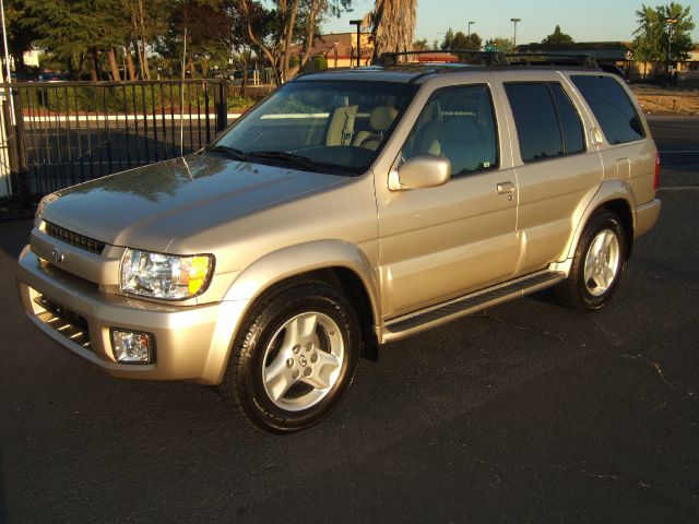 2001 Infiniti QX4 Ram 3500 Diesel 2-WD