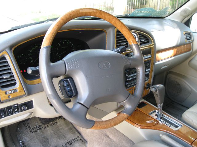 2001 Infiniti QX4 SXT 22K Miles