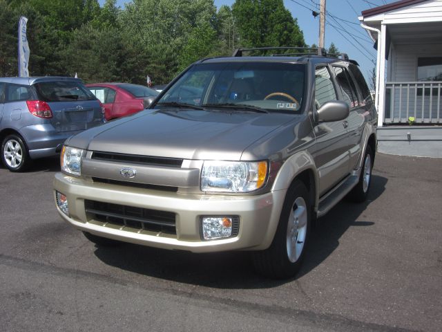 2001 Infiniti QX4 Ram 3500 Diesel 2-WD