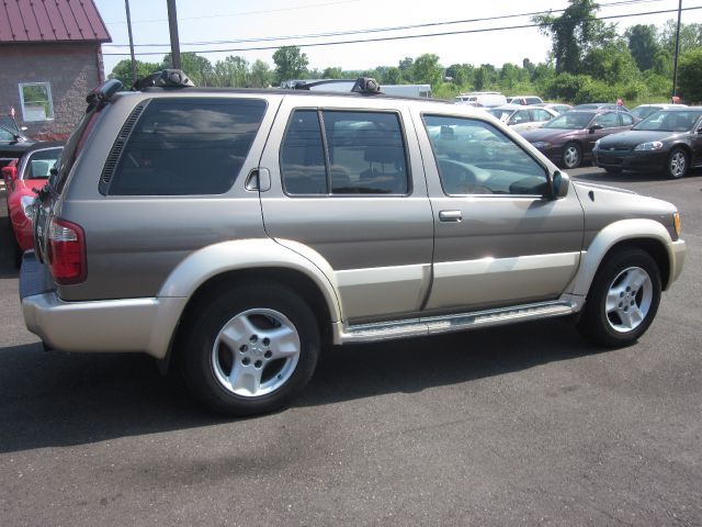 2001 Infiniti QX4 Ram 3500 Diesel 2-WD