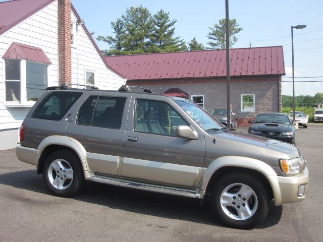 2001 Infiniti QX4 Ram 3500 Diesel 2-WD