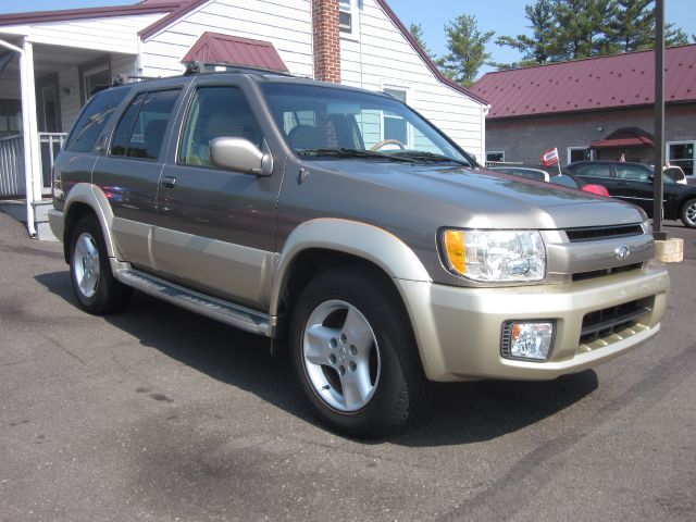 2001 Infiniti QX4 Ram 3500 Diesel 2-WD