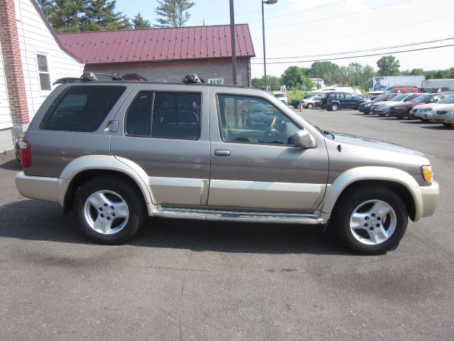 2001 Infiniti QX4 Ram 3500 Diesel 2-WD