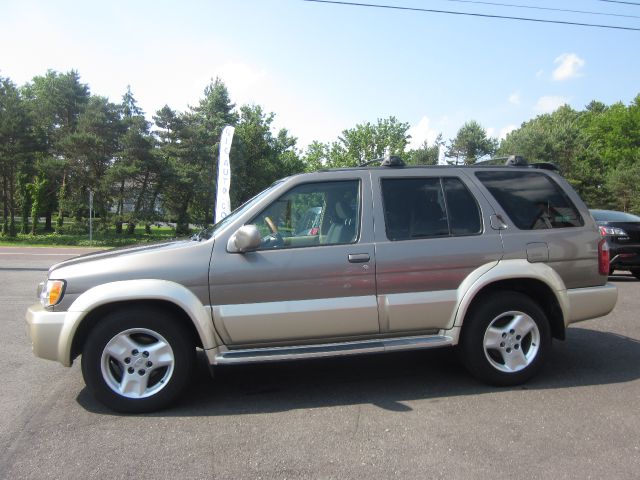 2001 Infiniti QX4 Ram 3500 Diesel 2-WD