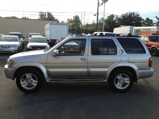 2002 Infiniti QX4 Ram 3500 Diesel 2-WD