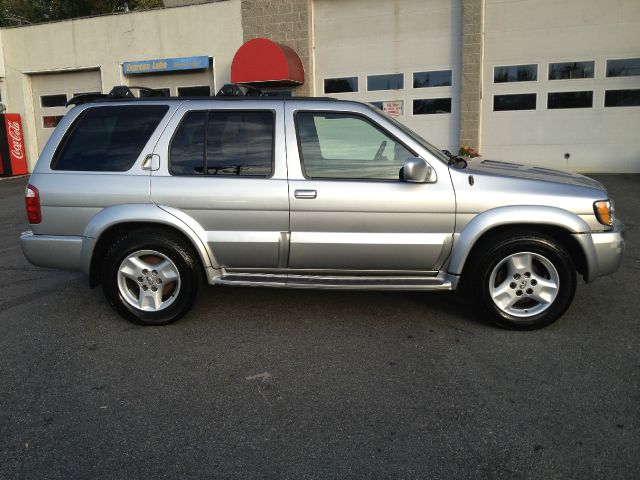 2002 Infiniti QX4 Ram 3500 Diesel 2-WD