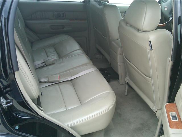 2002 Infiniti QX4 Unknown