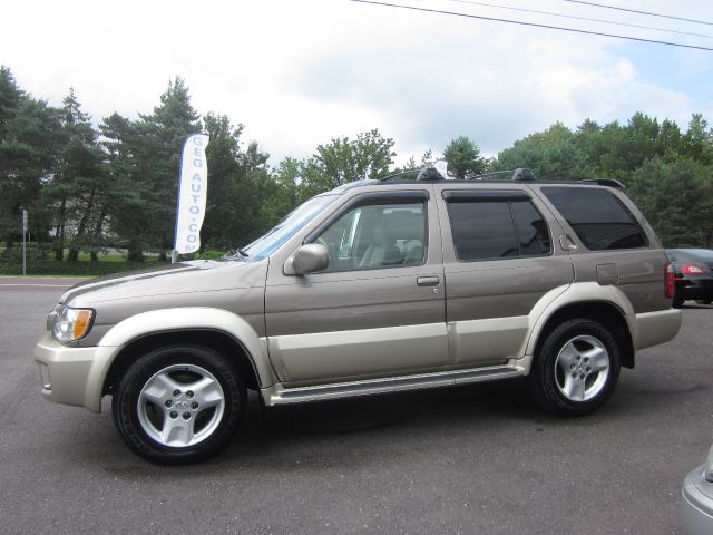 2003 Infiniti QX4 Ram 3500 Diesel 2-WD