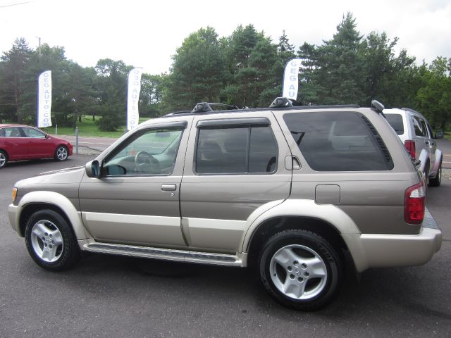 2003 Infiniti QX4 Ram 3500 Diesel 2-WD