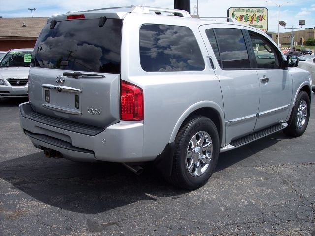 2004 Infiniti QX56 EX - DUAL Power Doors